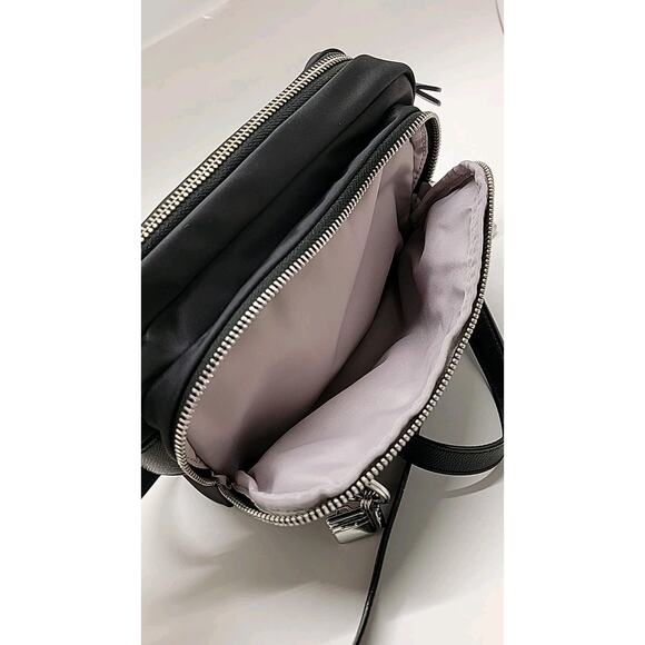 SAMSONITE Black Adjustable Zippered Crossbody with Silver Charms Pockets Travel - Picture 12 of 16